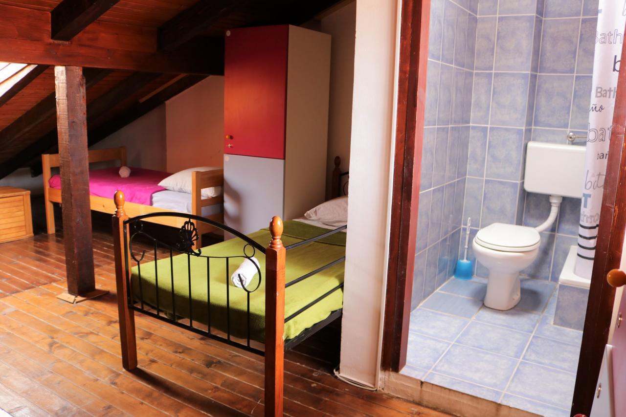 Hostel Alma 2 Пореч Екстер'єр фото